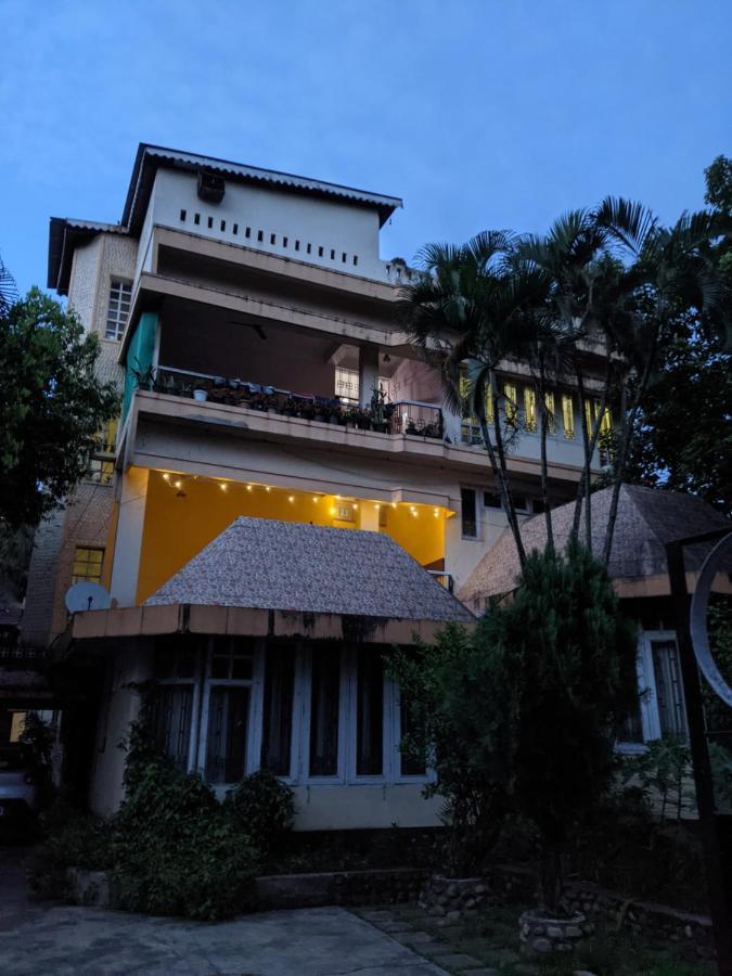 Mezenga Backpackers - Guwahati Exterior foto