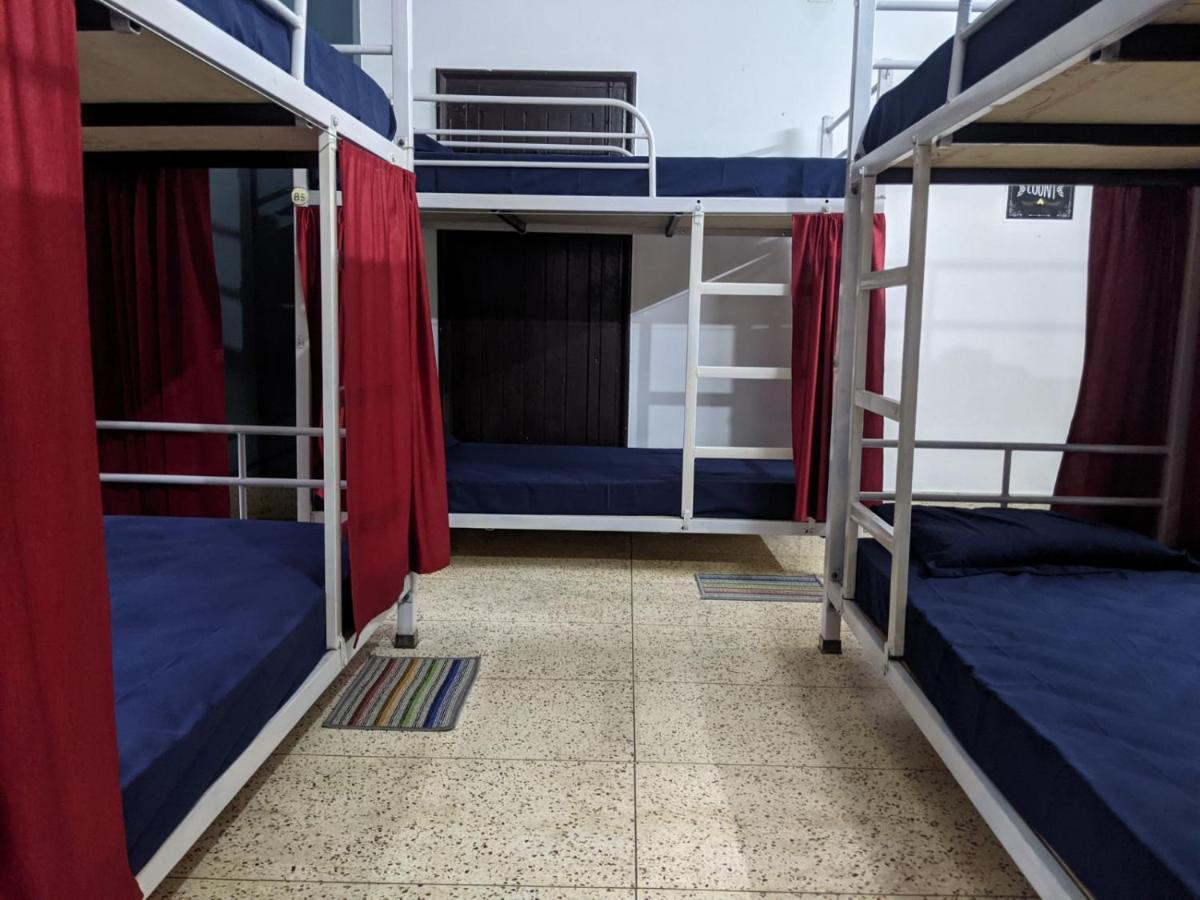 Mezenga Backpackers - Guwahati Exterior foto