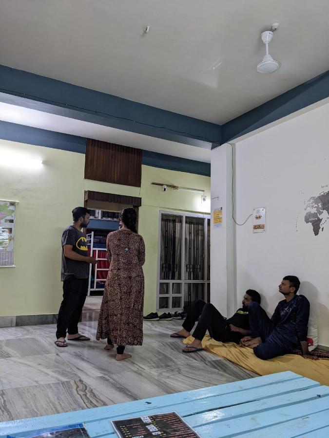 Mezenga Backpackers - Guwahati Exterior foto