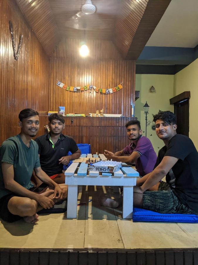 Mezenga Backpackers - Guwahati Exterior foto
