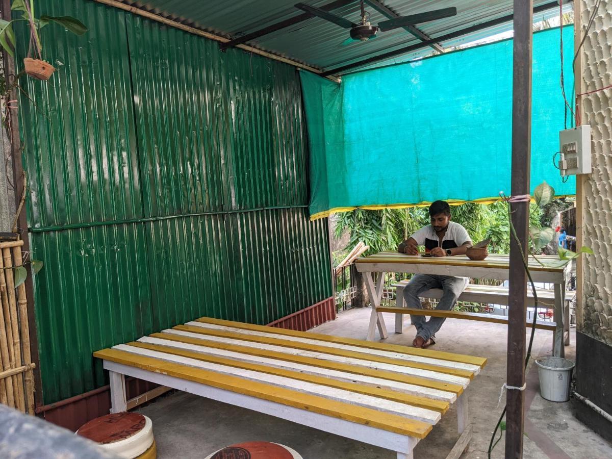 Mezenga Backpackers - Guwahati Exterior foto